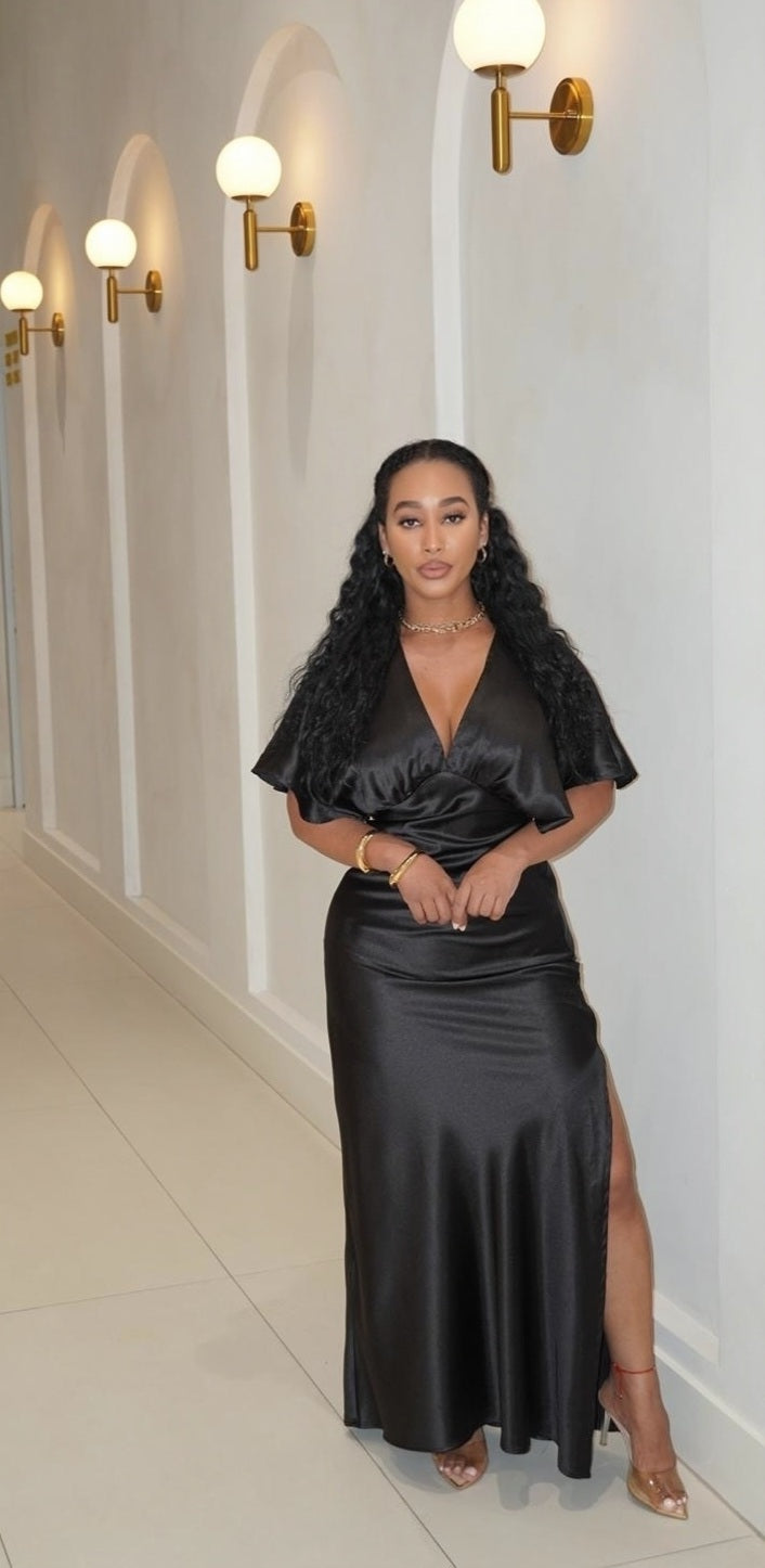 Noir Élégance Dress