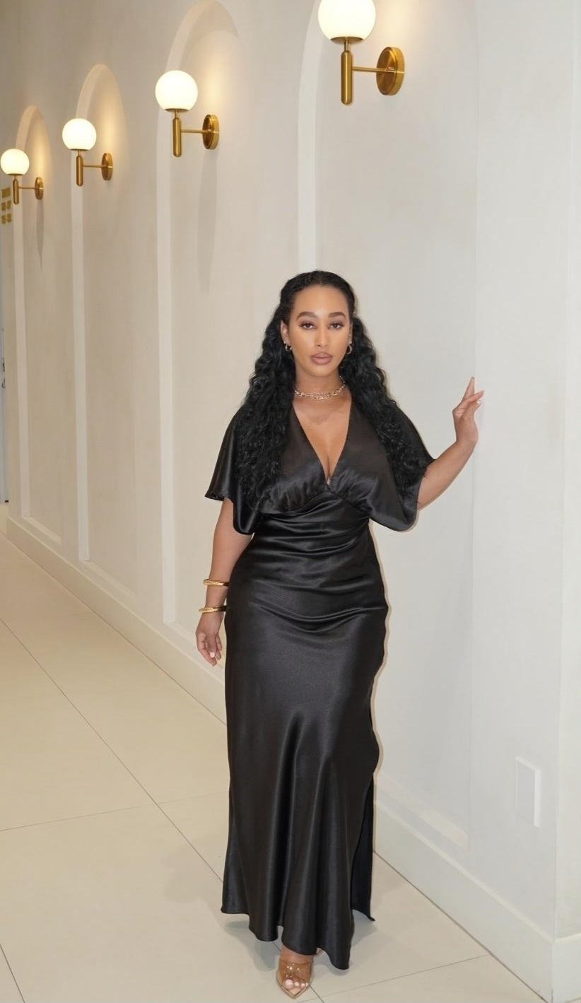 Noir Élégance Dress